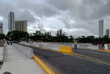 Imagem ilustrativa da imagem Obra em ponte muda trânsito em Olinda. Veja como fica