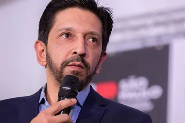 
          Imagem ilustrativa da imagem Nunes dispara no 2º turno: 48,1% a 35,9% de Boulos
          