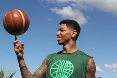 Imagem ilustrativa da imagem Olimpíadas: Didi Louzada representa o ES no Basquete masculino
