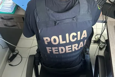 Imagem ilustrativa da imagem Operação afasta advogado que transmitia recados para grupo criminoso no ES