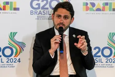 Imagem ilustrativa da imagem PF indicia Juscelino Filho sob suspeita de corrupção e organização criminosa