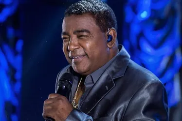 Imagem ilustrativa da imagem Pagodeiro? Vocalista do Raça Negra explica o gênero musical do grupo