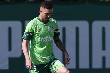 Imagem ilustrativa da imagem Palmeiras busca avançar na Copa do Brasil em meio a turbulência nos bastidores