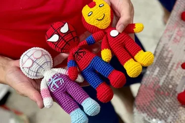 Imagem ilustrativa da imagem Pequenos super-heróis para vítimas da chuva