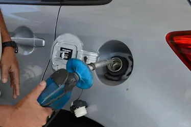 Imagem ilustrativa da imagem Petrobras anuncia aumento da gasolina e do gás de cozinha