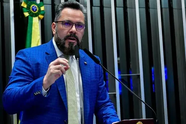 
          Imagem ilustrativa da imagem Plano Safra frustra agronegócio: é insuficiente
          