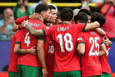 Imagem ilustrativa da imagem Portugal vence a Turquia por 3 a 0 e se classifica para as oitavas da Euro