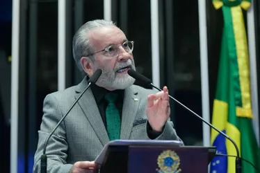 Imagem ilustrativa da imagem Presidente do CFM defende parto prematuro em gestação com mais de 22 semanas