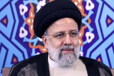 Imagem ilustrativa da imagem Presidente do Irã, Ebrahim Raisi, morre aos 63 anos em queda de helicóptero