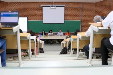 Imagem ilustrativa da imagem Professores de universidades e instituições federais encerram greve