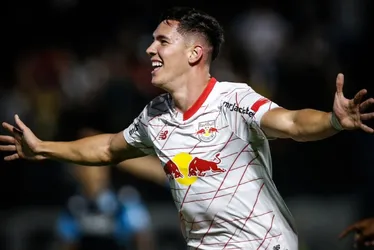 Imagem ilustrativa da imagem Red Bull Bragantino derruba os 100% do Racing e encaminha vaga na Sul-Americana