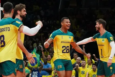 Imagem ilustrativa da imagem Seleção de vôlei se garante na fase final da Liga das Nações com derrota da Sérvia