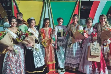 Imagem ilustrativa da imagem Shows, desfile e culinária típica em festa ítalo-alemã