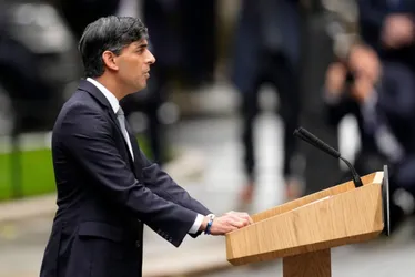 Imagem ilustrativa da imagem Sunak reconhece a vitória do Partido Trabalhista nas eleições do Reino Unido