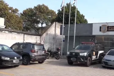 Imagem ilustrativa da imagem Suspeito de sequestros relâmpagos é preso, tenta fugir e é baleado em Vila Velha