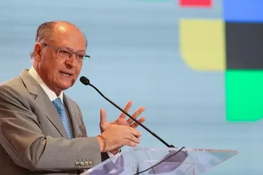 Imagem ilustrativa da imagem Redução da escala 6x1 é uma tendência mundial, diz Alckmin