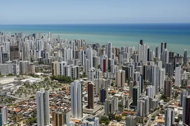 Imagem ilustrativa da imagem Trabalho doméstico em condomínios começa a ser fiscalizado em Pernambuco