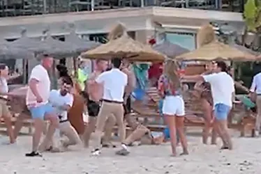 Imagem ilustrativa da imagem Turistas tomam 'bronca' de garçom e causam briga generalizada na Espanha