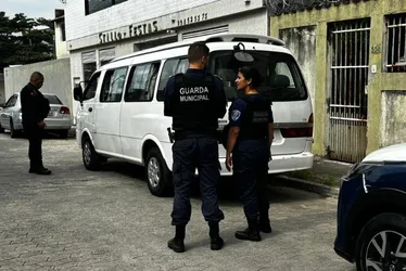 Imagem ilustrativa da imagem Van escolar irregular é apreendida em Vila Velha
