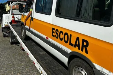 Imagem ilustrativa da imagem Vans escolares irregulares são apreendidas em Vila Velha