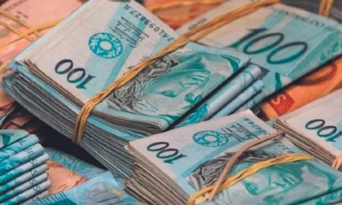 
          Imagem ilustrativa da imagem Acusado por fraude financeira ostentava vida de luxo em Vitória
          