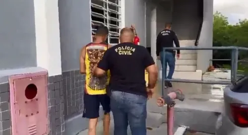 
          Imagem ilustrativa da imagem Acusados de ataque ao ônibus do Fortaleza estão soltos com 6 medidas restritivas
          