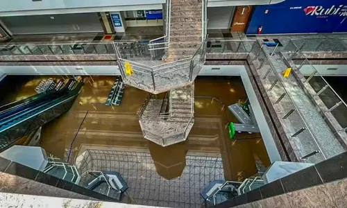 
          Imagem ilustrativa da imagem Anac determina suspensão da venda de passagens para aeroporto de Porto Alegre
          