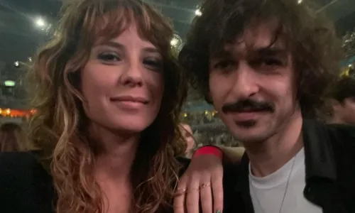 
          Imagem ilustrativa da imagem Andréia Horta e Ravel Andrade anunciam gravidez: 'Maior alegria de nossas vidas'
          