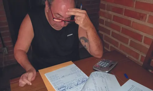 
          Imagem ilustrativa da imagem Aposentado vítima de fraude: “Acordava nas madrugadas chorando como criança”
          