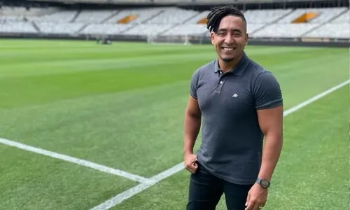 
          Imagem ilustrativa da imagem Apresentador do Globo Esporte recebe comentário racista sobre cabelo
          