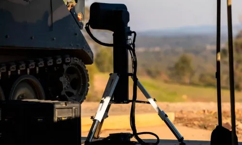 
          Imagem ilustrativa da imagem Arma a laser promete ser o terror dos drones
          