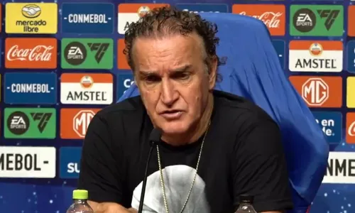 
          Imagem ilustrativa da imagem Athletico-PR oficializa saída do técnico Cuca
          