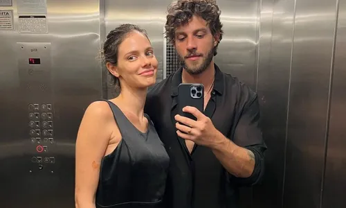 
          Imagem ilustrativa da imagem Ator capixaba anuncia que vai ser pai pela terceira vez
          