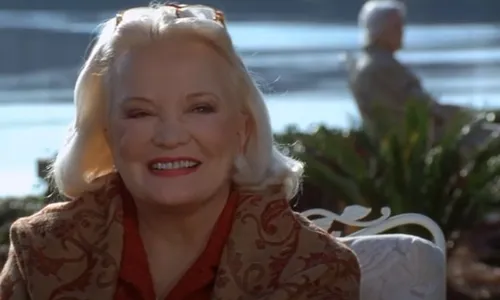 
          Imagem ilustrativa da imagem Atriz de 'Diário de Uma Paixão' enfrenta a mesma doença de sua personagem no filme
          