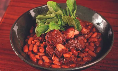 
          Imagem ilustrativa da imagem Bom Gosto e Alemão  do Forró de graça neste domingo
          