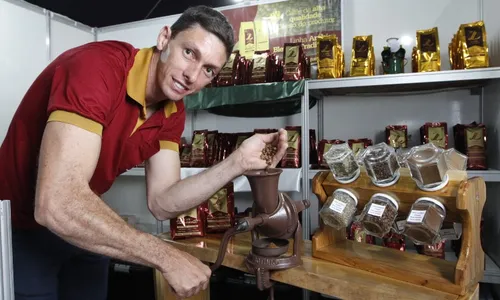 
          Imagem ilustrativa da imagem Café com sabor de história em São Roque do Canaã
          