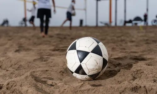 
          Imagem ilustrativa da imagem Cariacica recebe estrelas do futevôlei em campeonato neste fim de semana
          