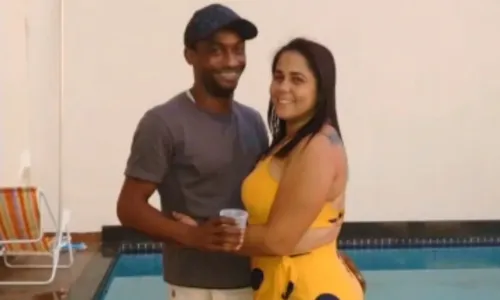 
          Imagem ilustrativa da imagem Casal é encontrado morto com marcas de tiros no Sul do ES
          