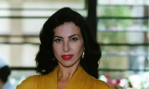 
          Imagem ilustrativa da imagem Claudia Alencar volta a ser internada e passa por nova cirurgia após receber alta
          