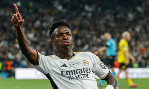 
          Imagem ilustrativa da imagem Com gol de Vini Jr., Real Madrid vence o Borussia Dortmund e conquista a Champions
          