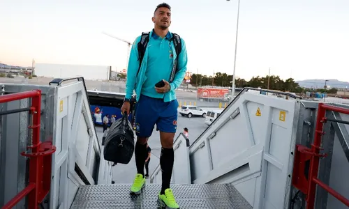 
          Imagem ilustrativa da imagem Danilo admite seleção abaixo das potências mundiais
          