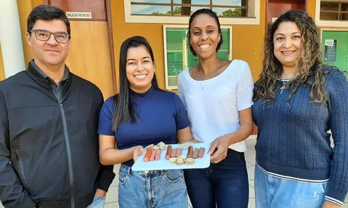 
          Imagem ilustrativa da imagem Comida alternativa: “Nossas pesquisas vão contribuir”, dizem professores
          