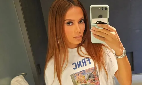 
          Imagem ilustrativa da imagem Como é o jatinho particular de Anitta, avaliado em R$ 40 milhões?
          