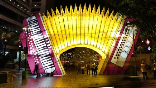 
          Imagem ilustrativa da imagem Confira o abre e fecha dos serviços no Recife durante o feriado de São João
          