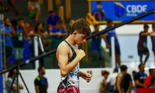 
          Imagem ilustrativa da imagem Conheça o capixaba que é campeão e destaque no wrestling e judô
          