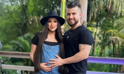 
          Imagem ilustrativa da imagem Conrado e esposa anunciam morte de um dos filhos
          