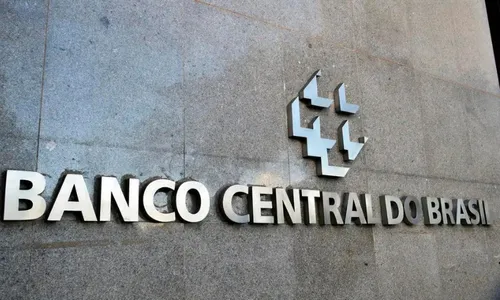 
          Imagem ilustrativa da imagem Governo fará concurso com 140 vagas para reforçar BC em meio à crise do Master
          