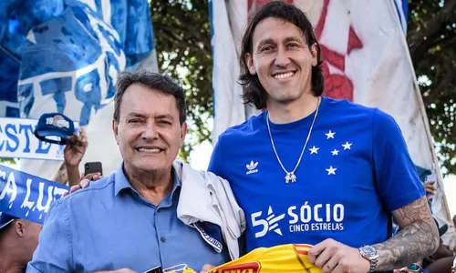 
          Imagem ilustrativa da imagem Cruzeiro anuncia a contratação de Cássio
          