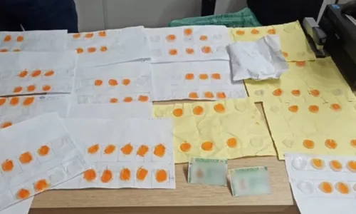 
          Imagem ilustrativa da imagem Detran apreende 700 dedos de silicone em autoescola de SP
          