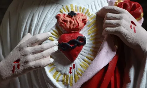 
          Imagem ilustrativa da imagem Dia de homenagens ao Sagrado Coração de Jesus nas paróquias
          